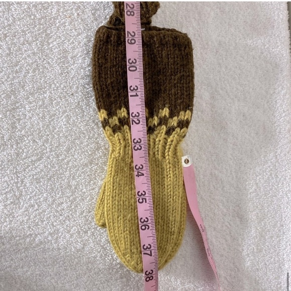 Vintage Handmade Brown Mustard Crochet Knit Winter Hat And Mitts Combo - Picture 10 of 11